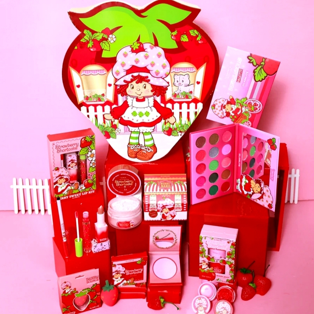 Strawberry Shortcake x Glamlite PR Box Full Collection